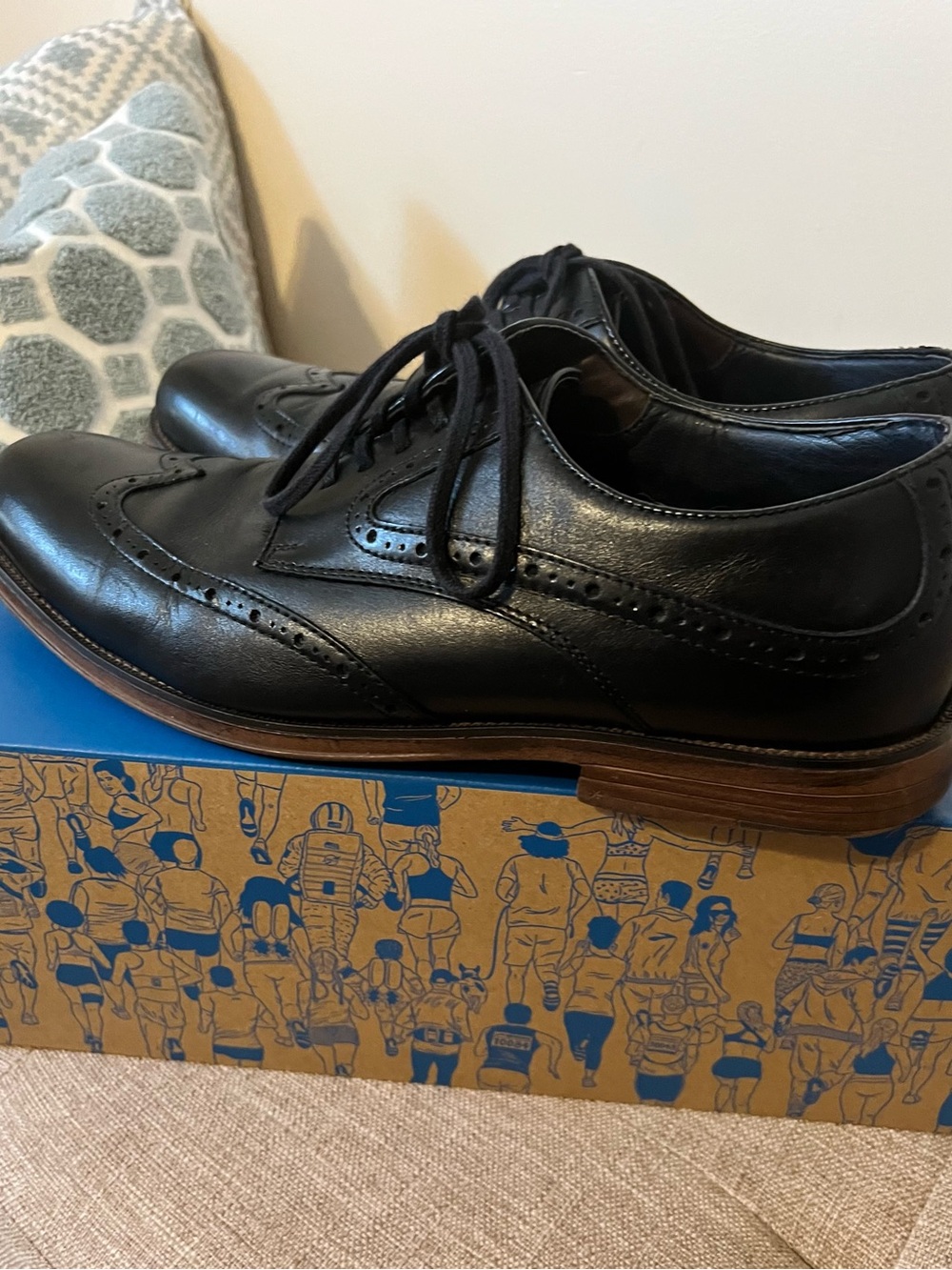 Dockers Black Wingtip Oxford